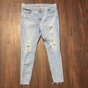Distressed Light Blue Women's Jeans